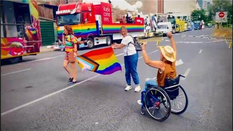 DJ Bey en el día del orgullo en Madrid