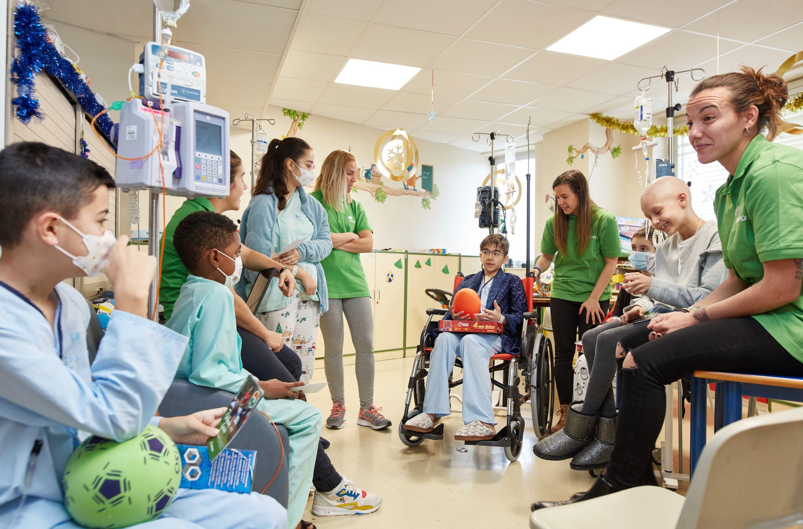Silvia Arderius, Patricia García, Anair Lomba y Patricia Rodríguez, durante el acto.
