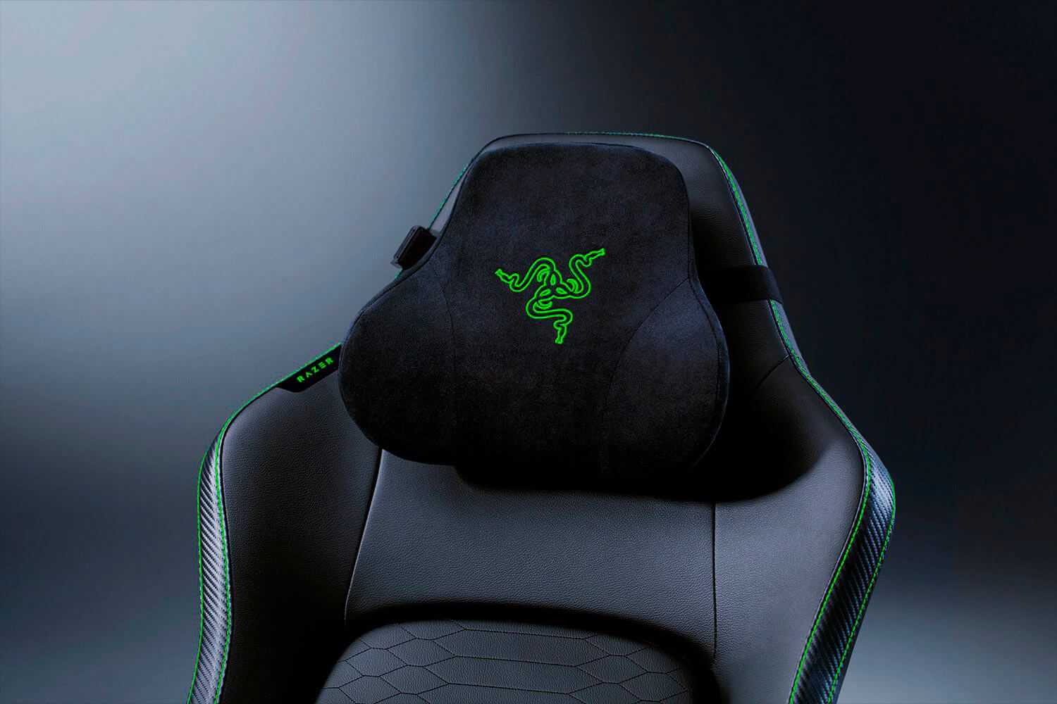  Razer Iskur V2