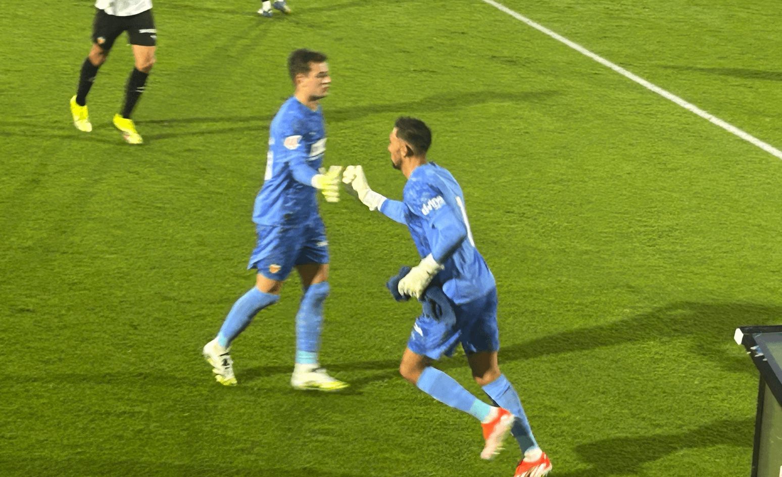 Julen Agirrezabala es sustituido