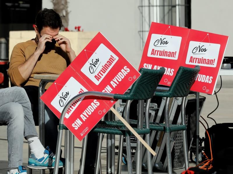  Los bares protestan en plena pandemia del coronavirus