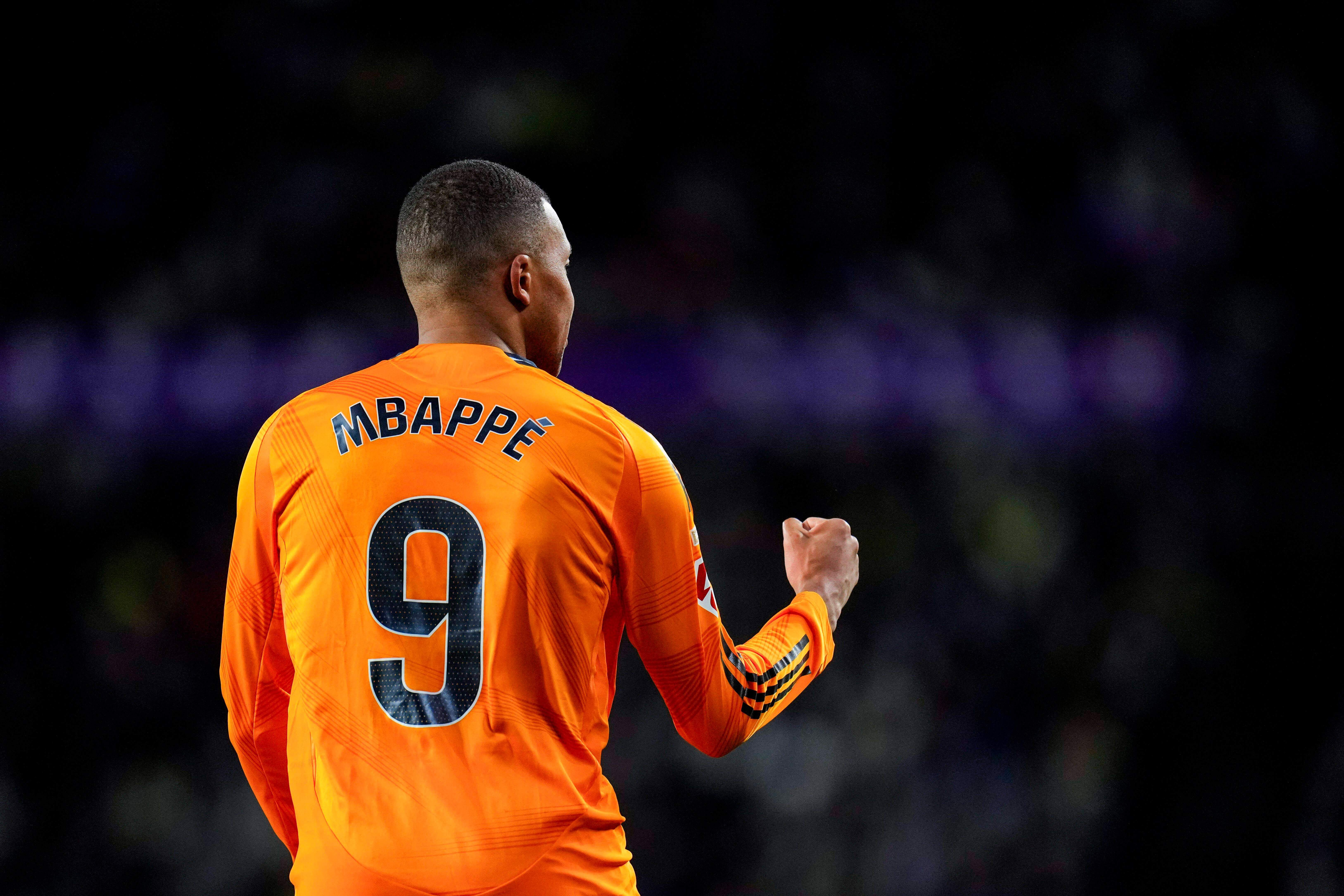  Mbappé celebrando ante el Valladolid (Cordon Press)