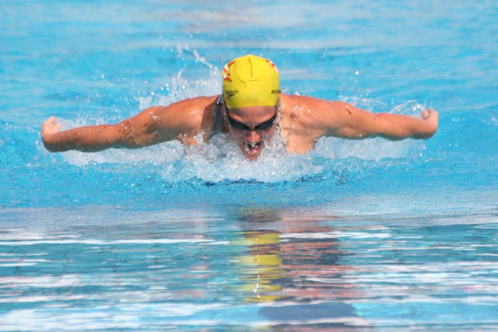  María Peláez, en una prueba de mariposa.