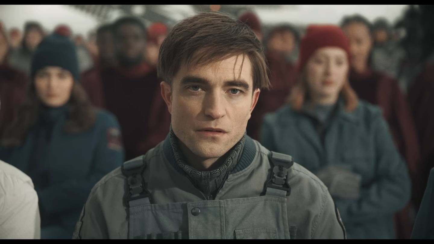  Mickey 17, la nueva película de Bong Joon Ho con Robert Pattinson