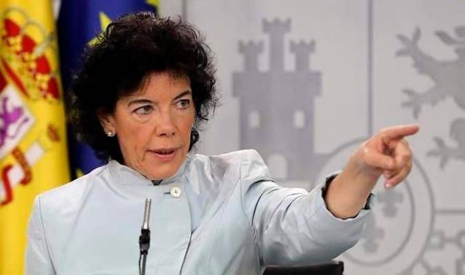  Ministra de educación habló en su día de la vuelta al cole