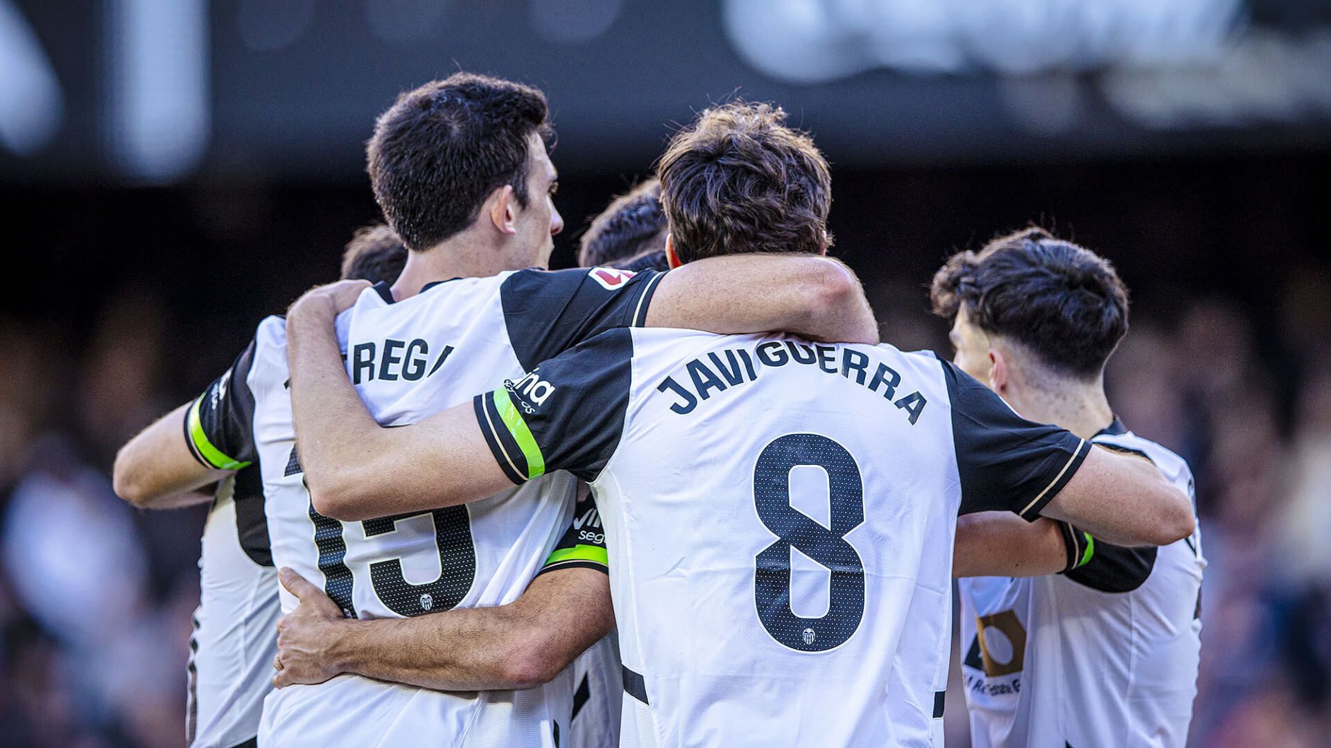 Piña del Valencia CF.