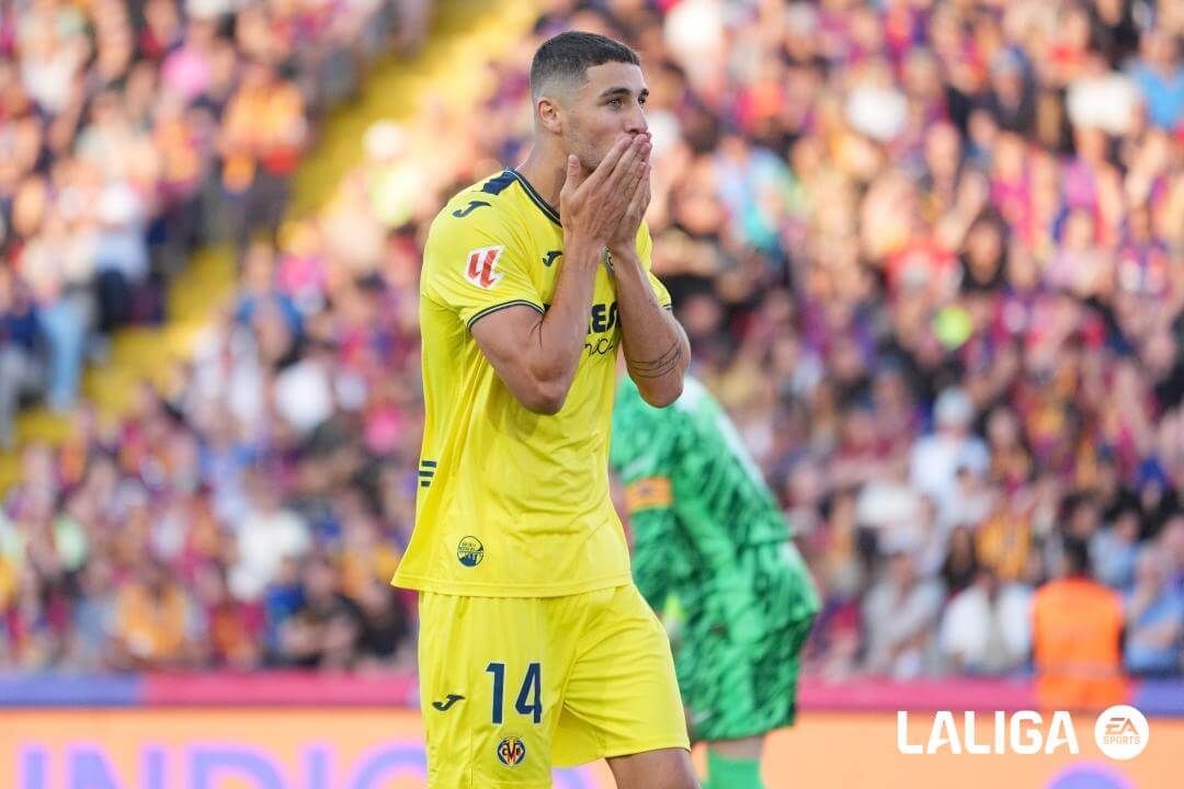  Santi Comesaña celebra su gol en el Barcelona-Villarreal.