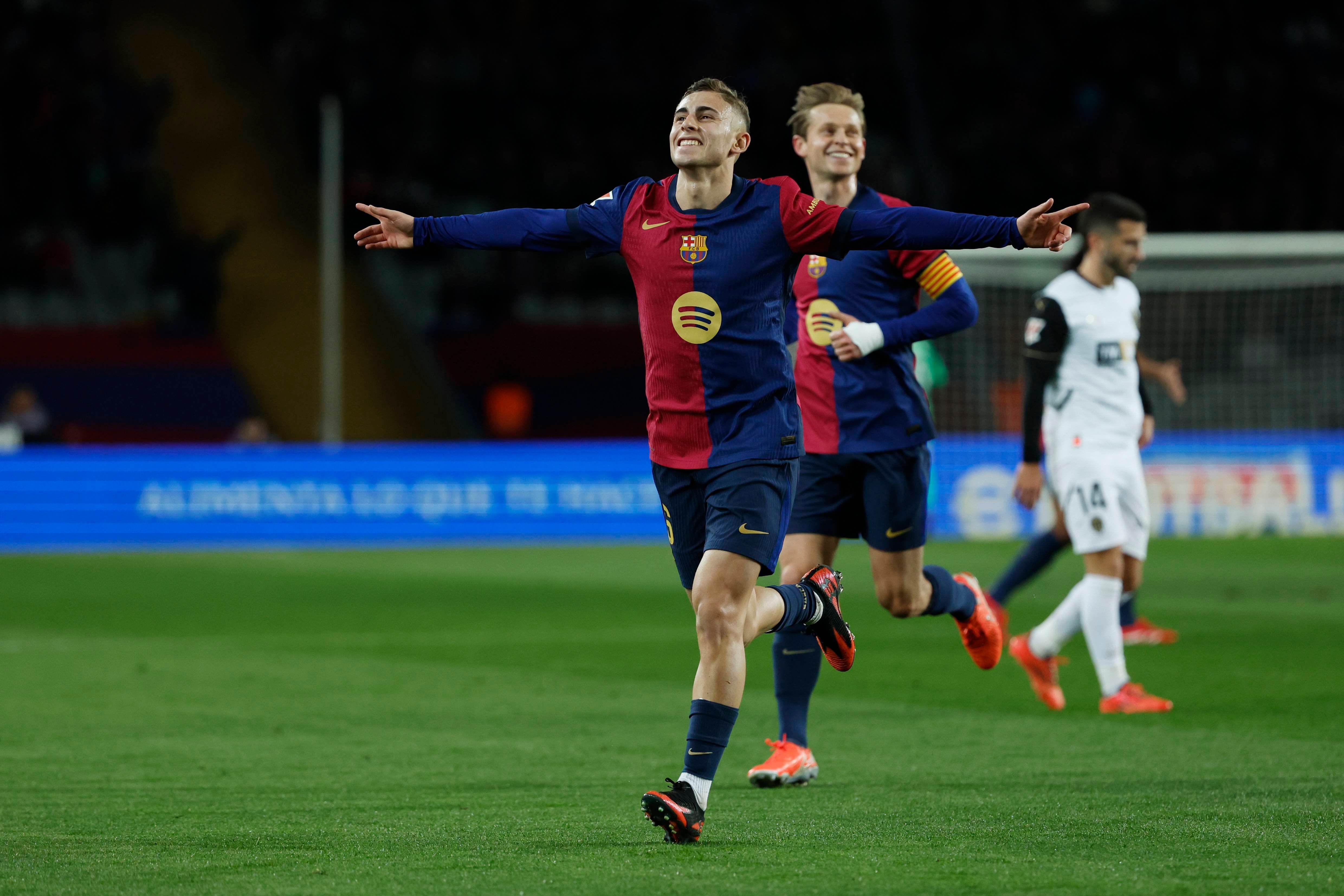 Fermín López celebrando su gol ante el Valencia (Cordon Press)