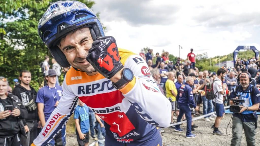  Toni Bou, logrando un nuevo título mundial en el TrialGP.
