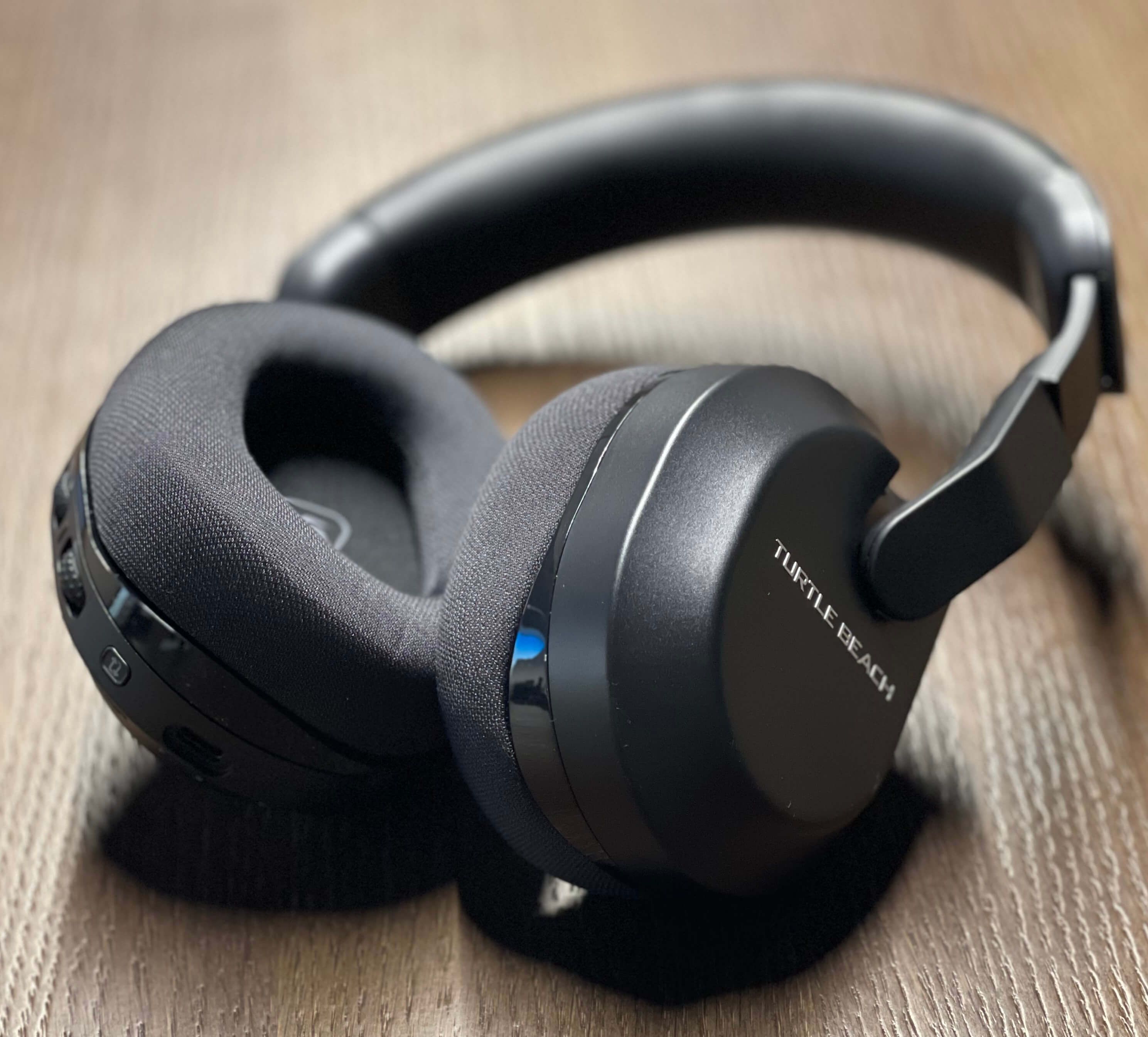  Turtle Beach Stealth 600.