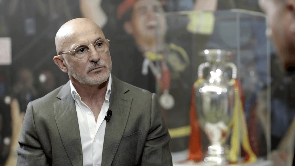 Luis de la Fuente en la entrevista con Manu Carreño en ElDesmarque.