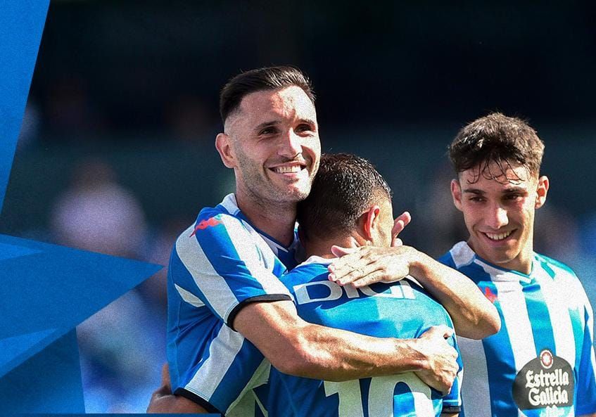 Celebración del gol de Lucas Pérez ante el Atlético Arteixo