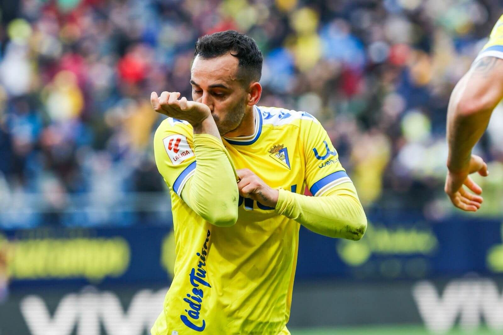 Celebración del 2º gol de Juanmi en el Cádiz - Atleti.