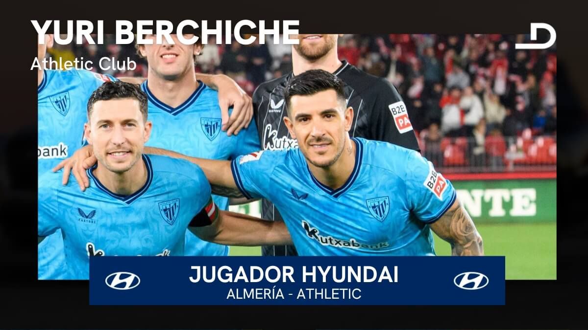  Yuri Berchiche, elegido Jugador Hyundai del UD Almería - Athletic Club del Power Horse Stadium.