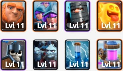 Mazo de Clash Royale con recolector de elixir