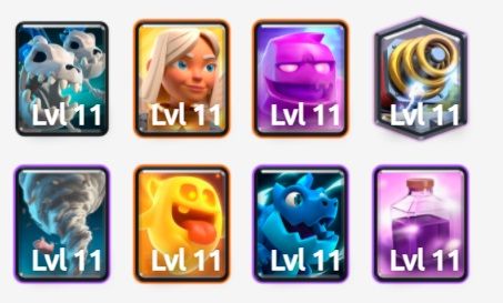 Mazo de Clash Royale para el Torneo Real