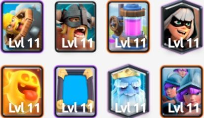 Mazo de Clash Royale con recolector de elixir