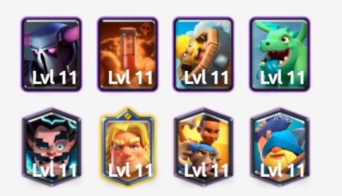 Mazo de montacarneros en Clash Royale