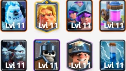 Mazo de Clash Royale con recolector de elixir