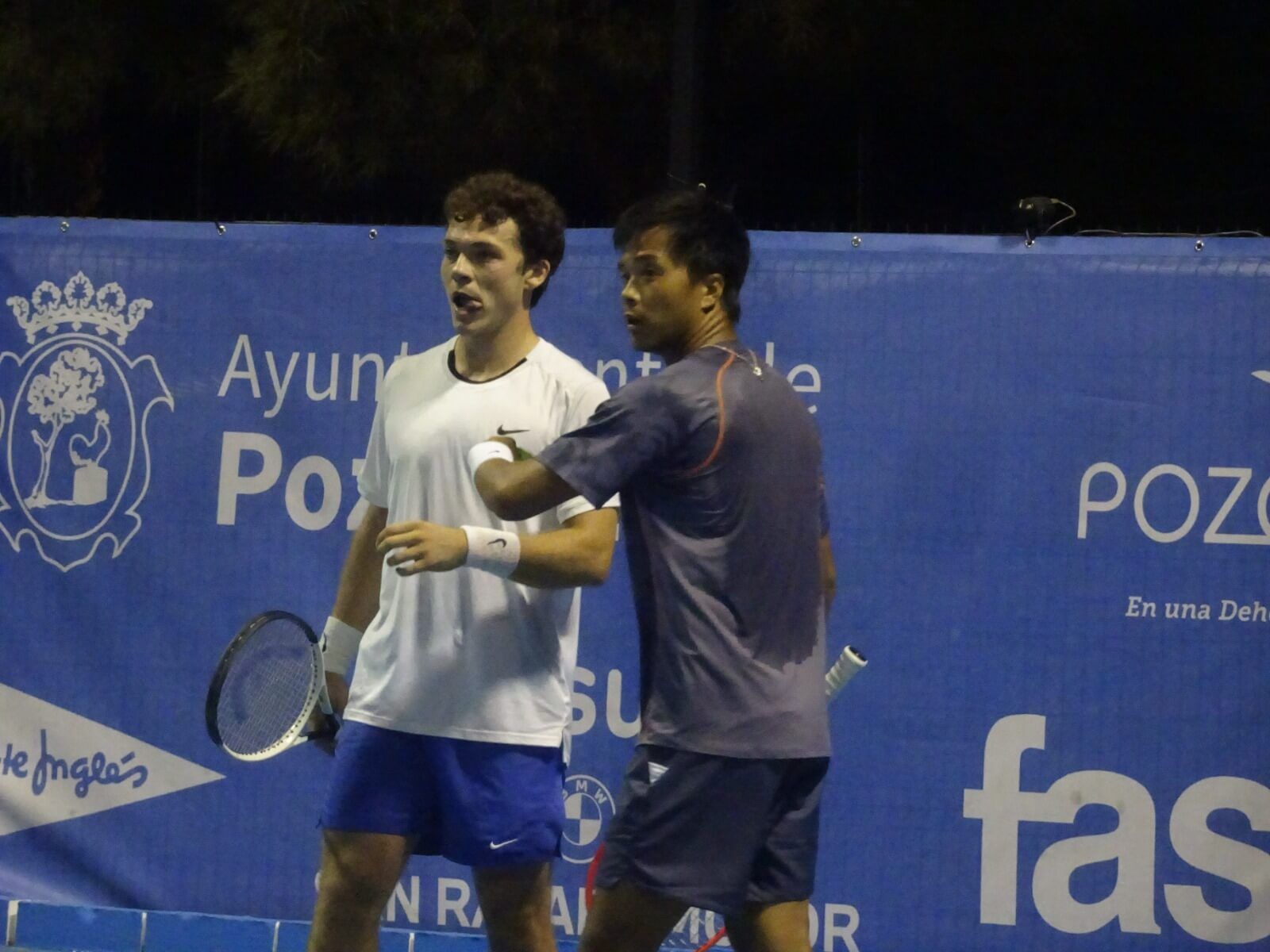  Iñaki Montes y Fajing Sun, durante la final.