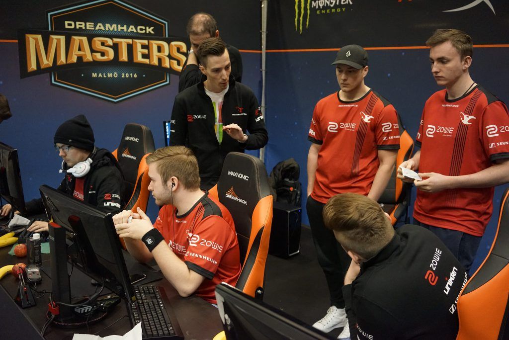 Propiedad de mousesports