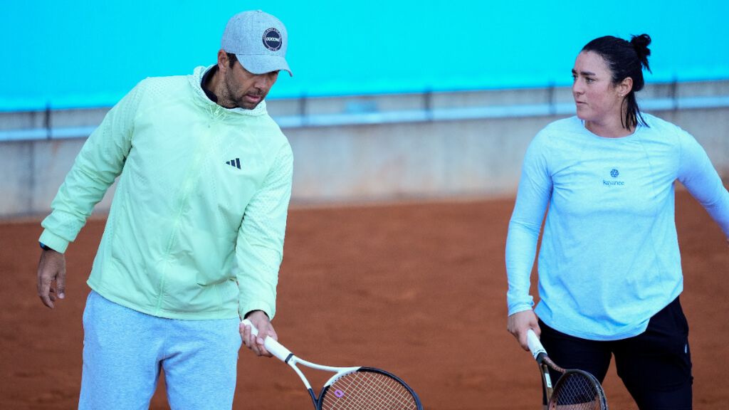 Ons Jabeur junto a su entrenador, Fernando Verdasco (Europa Press)