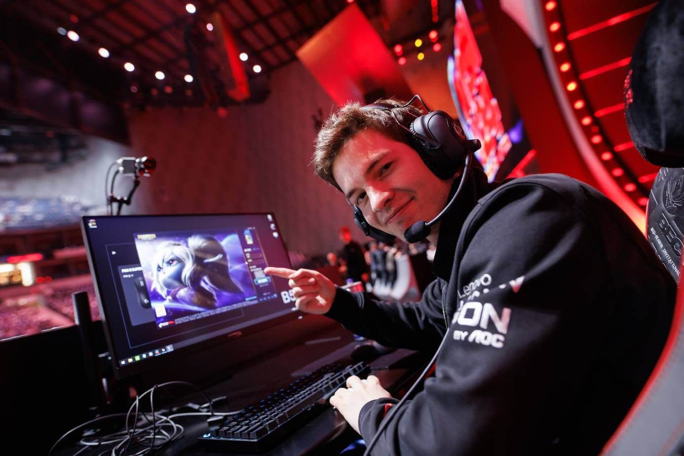 Mikyx revienta con Poppy en el MSI 2024 (Imagen: G2 Esports)