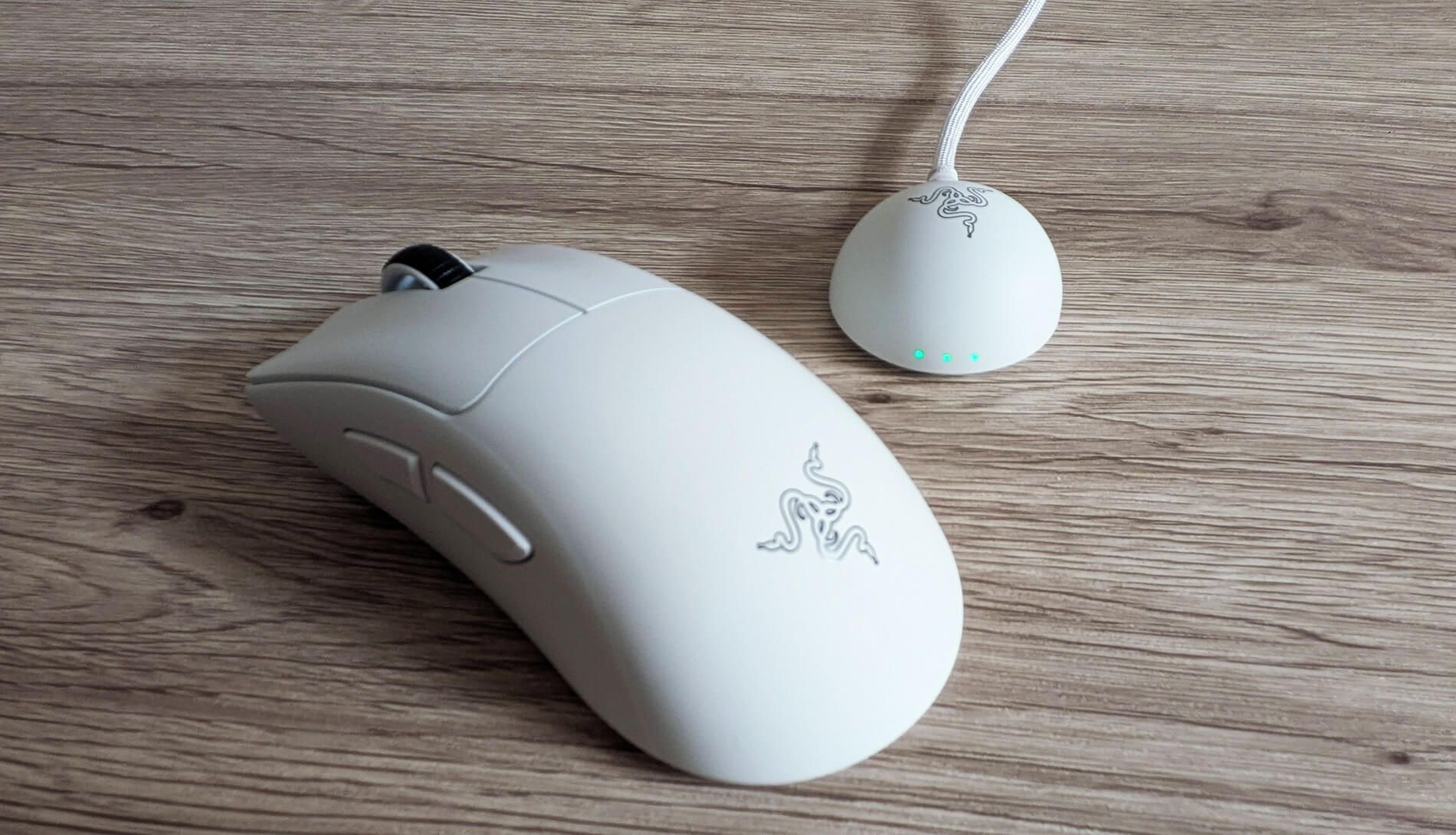  Razer DeathAdder V4 Pro