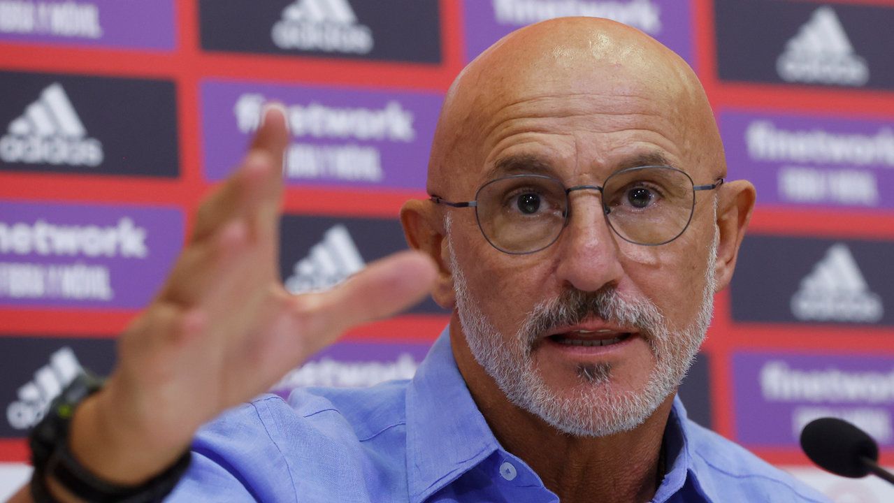  El seleccionador Luis de la Fuente, en sala de prensa.