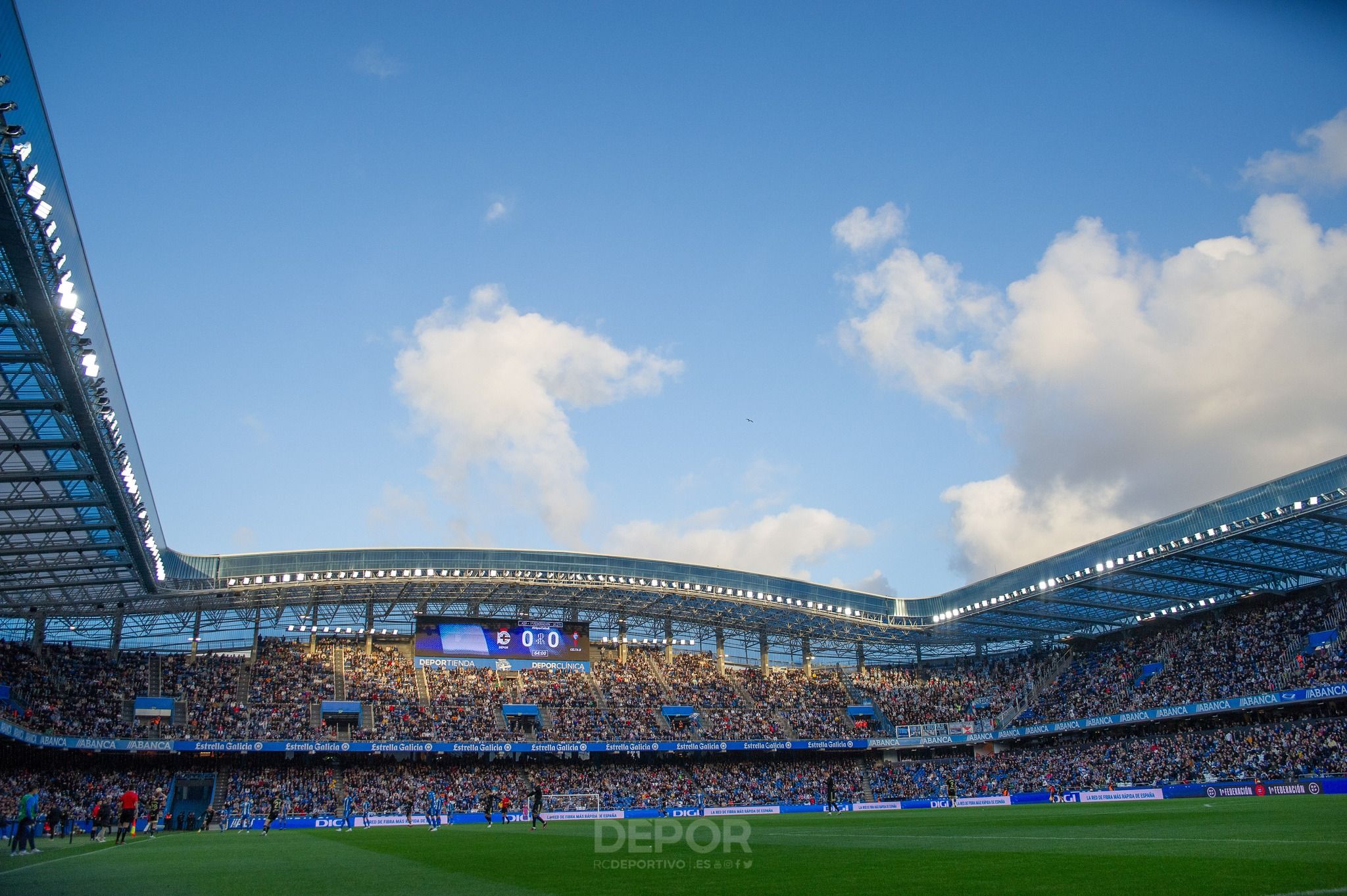  Riazor presentó una imagen espectacular ante el Celta B