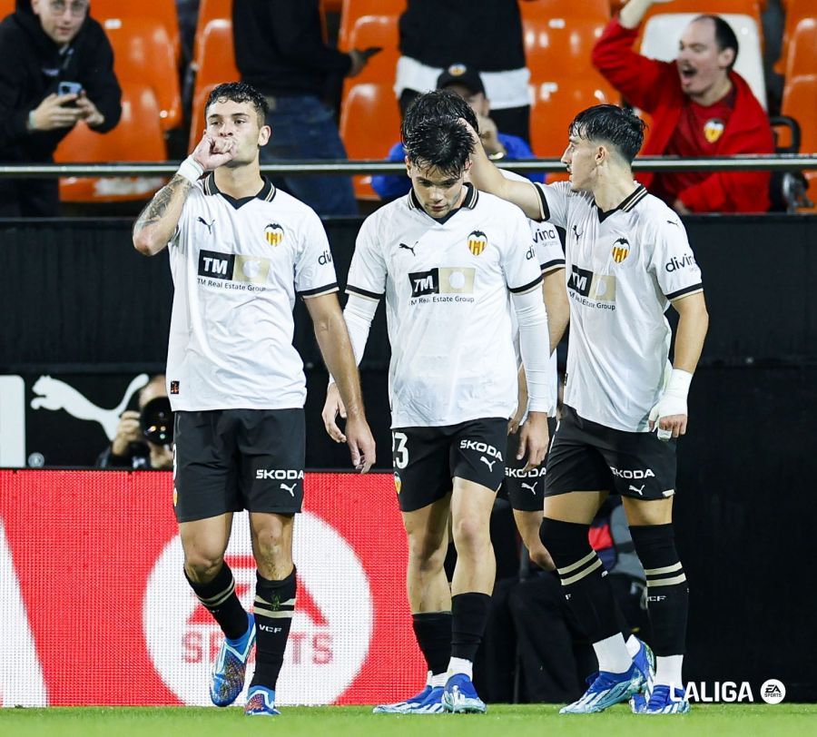 Fran Pérez y Hugo Duro ante el Cádiz