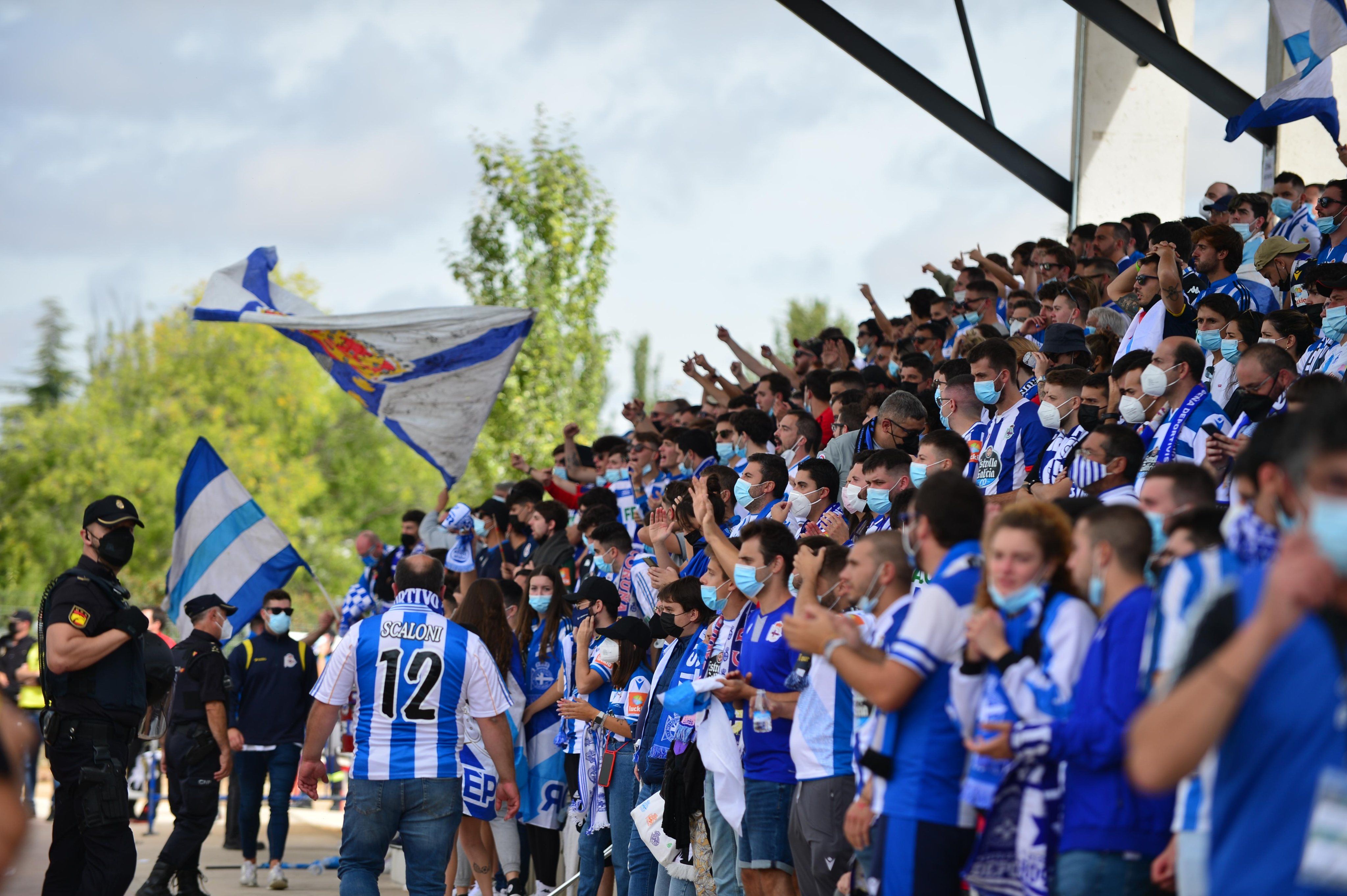  La afición del Deportivo en el Santa Sofía