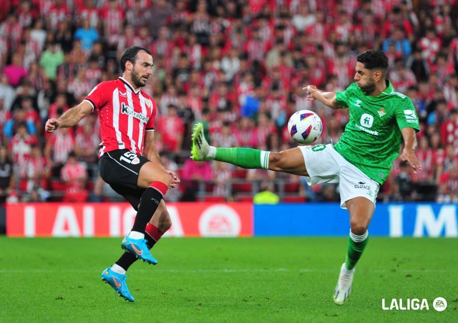  Ayoze Pérez, durante el Athletic-Betis. Fuente: LALIGA