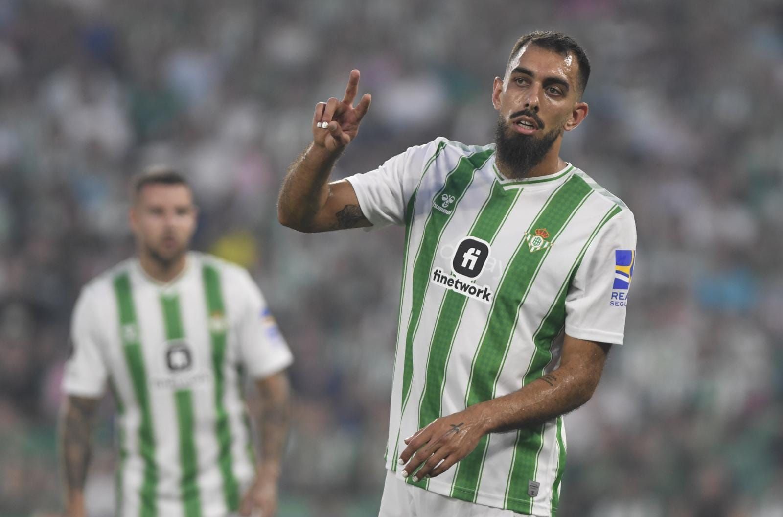 Borja Iglesias, ante el Sparta (Foto: Kiko Hurtado)