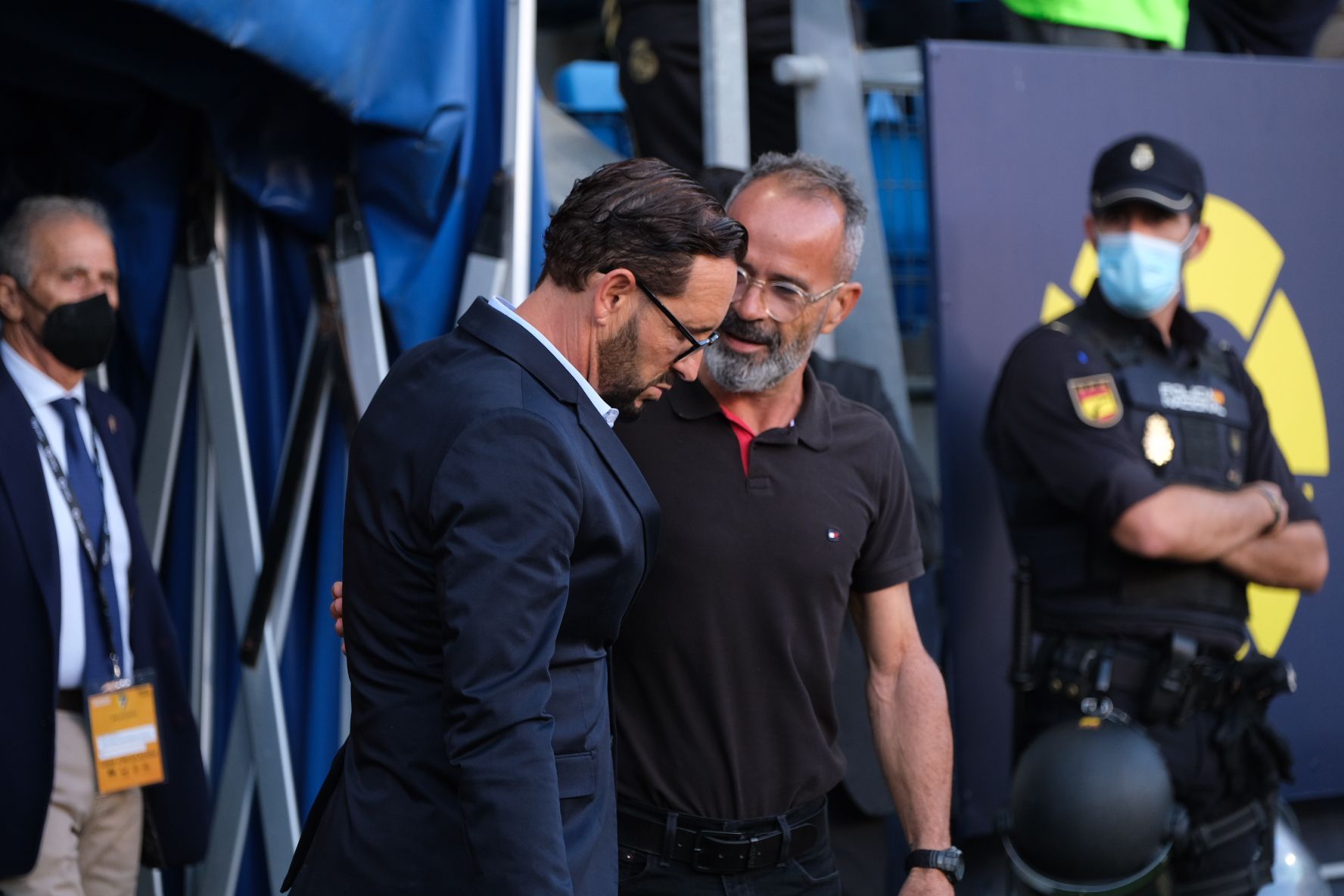  Cervera y Bordalás, durante el Cádiz-Valencia.