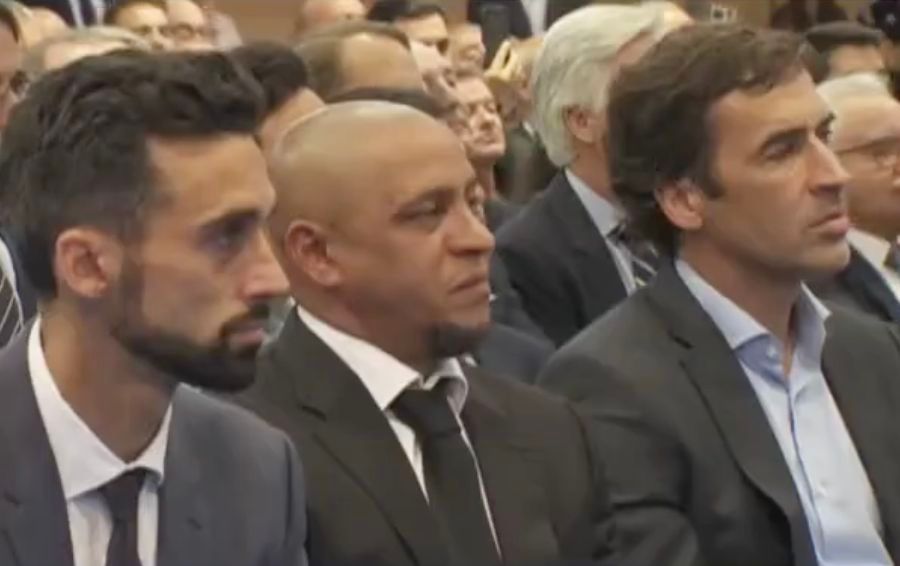 Arbeloa, Roberto Carlos y Raúl, en la despedida de Benzema.