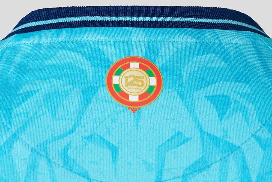  Detalle trasero de la segunda equipación Castore del Athletic Club.