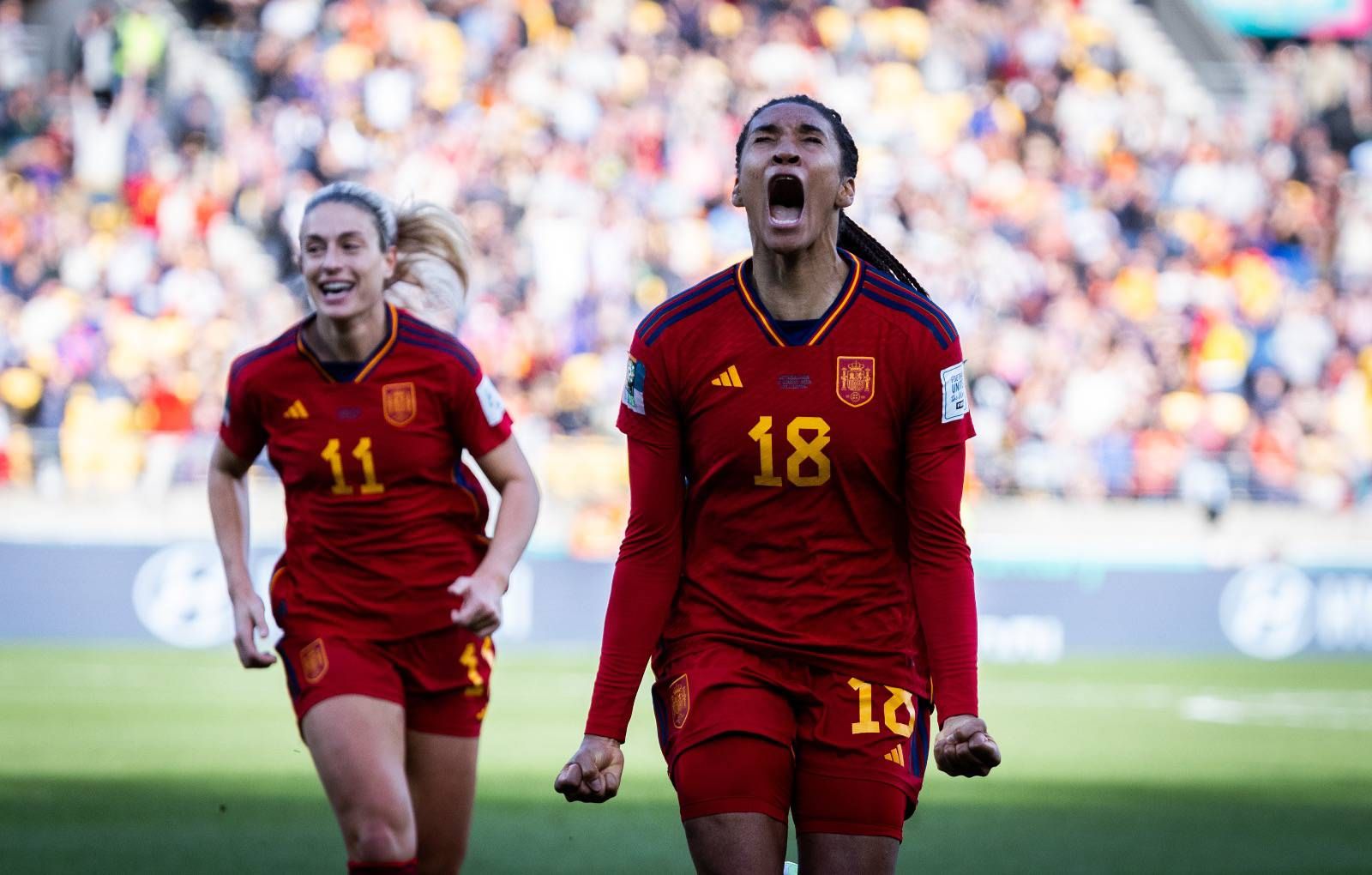  Salma Paralluelo celebra su gol en el España-Países Bajos (FOTO: Cordón Press).