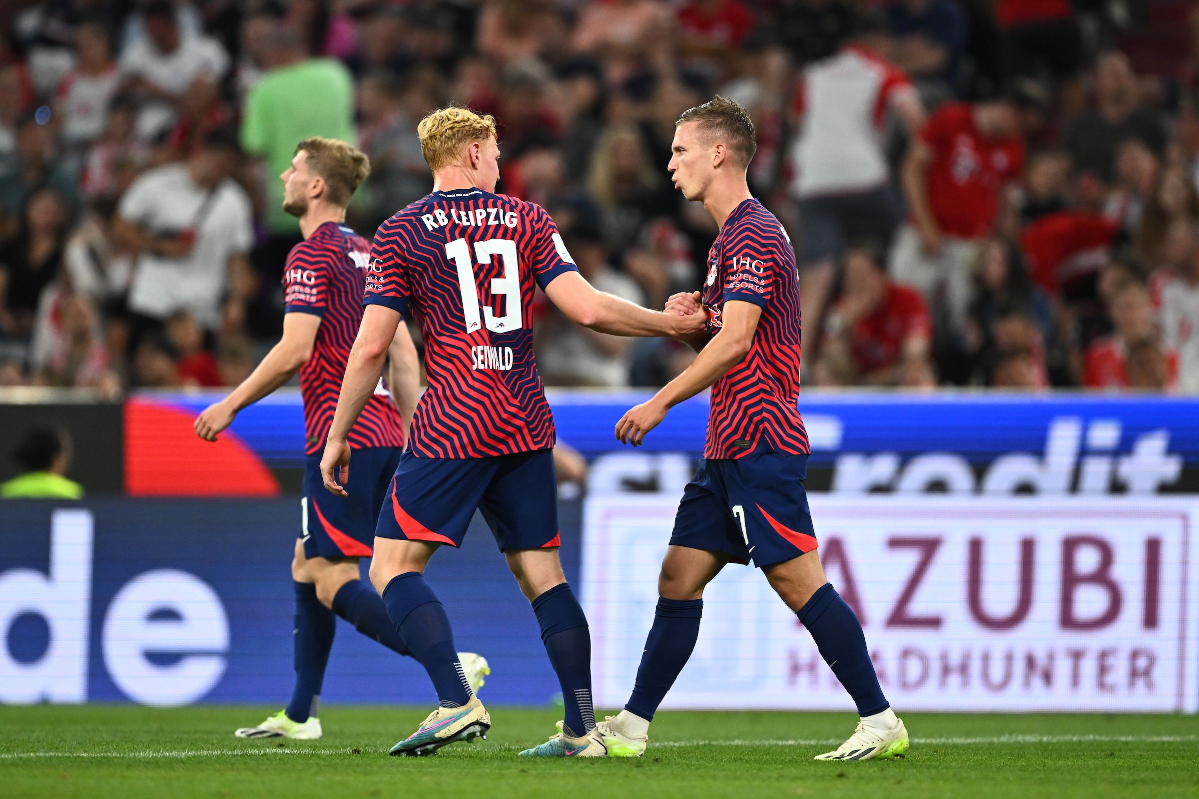 Dani Olmo celebra un gol ante el Bayern.