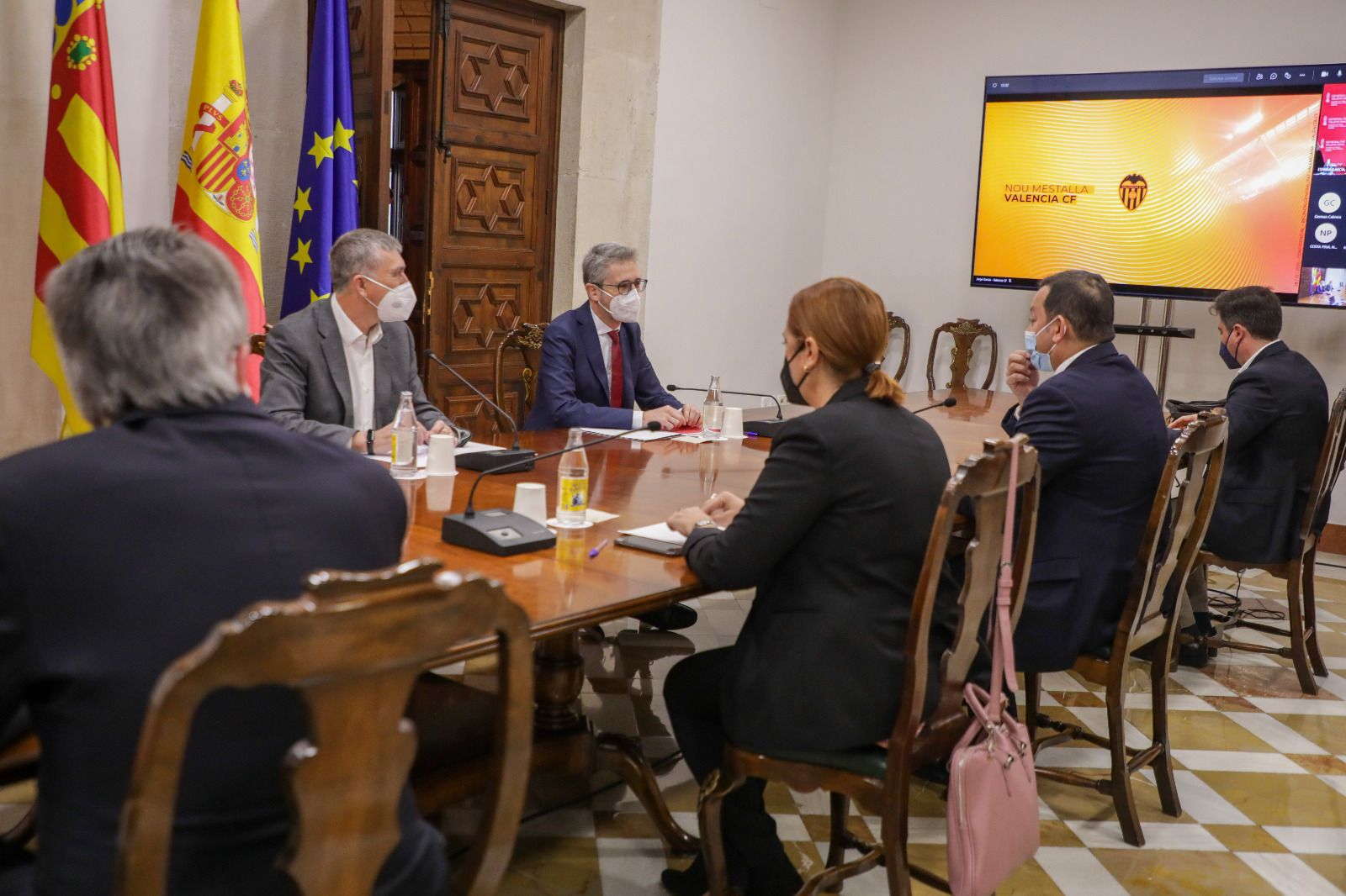  Economía y Urbanismo piden los papeles del Nou Mestalla y el Valencia aprueba el primer examen