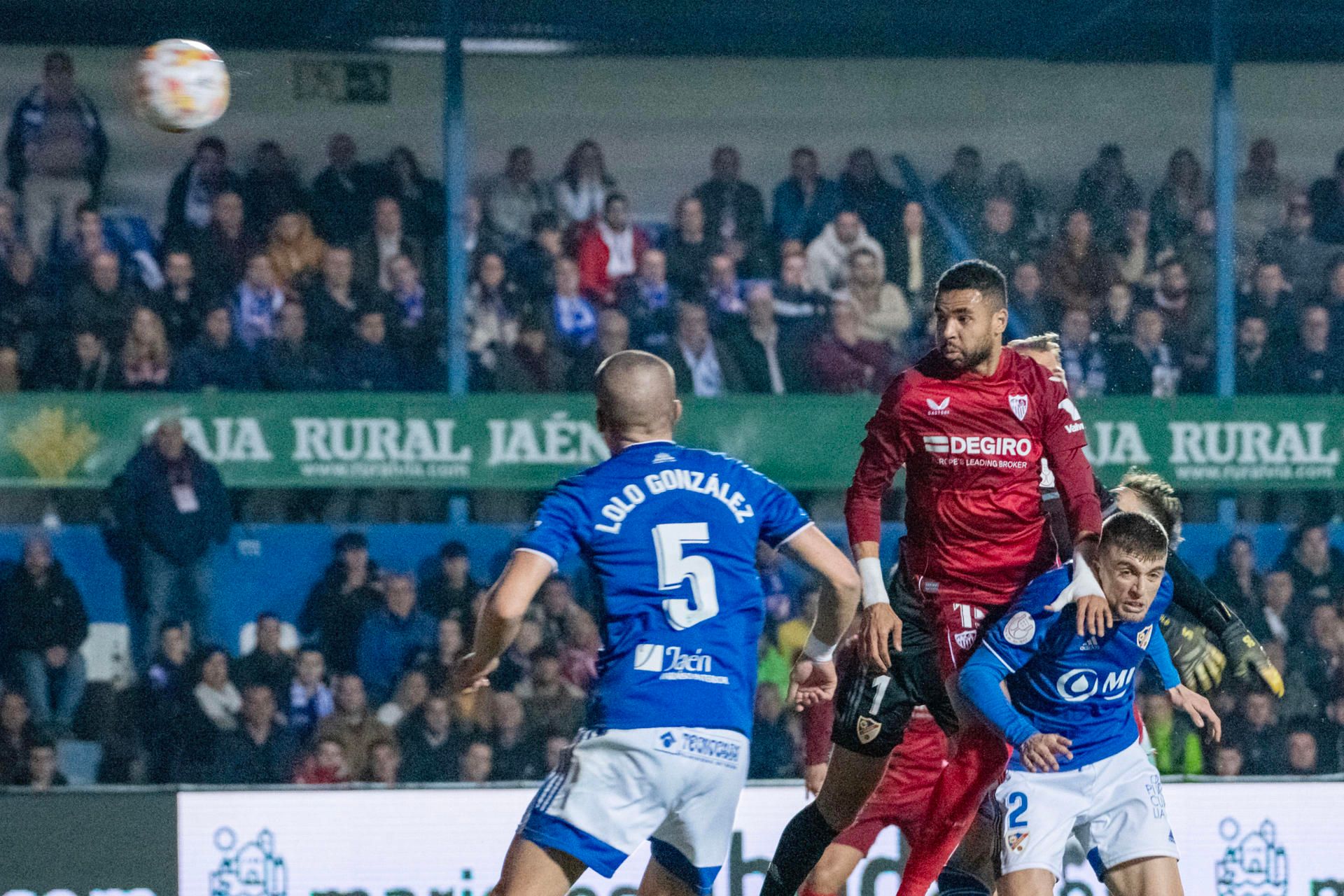  En-Nesyri, ante el Linares, en la Copa del Rey del pasado año