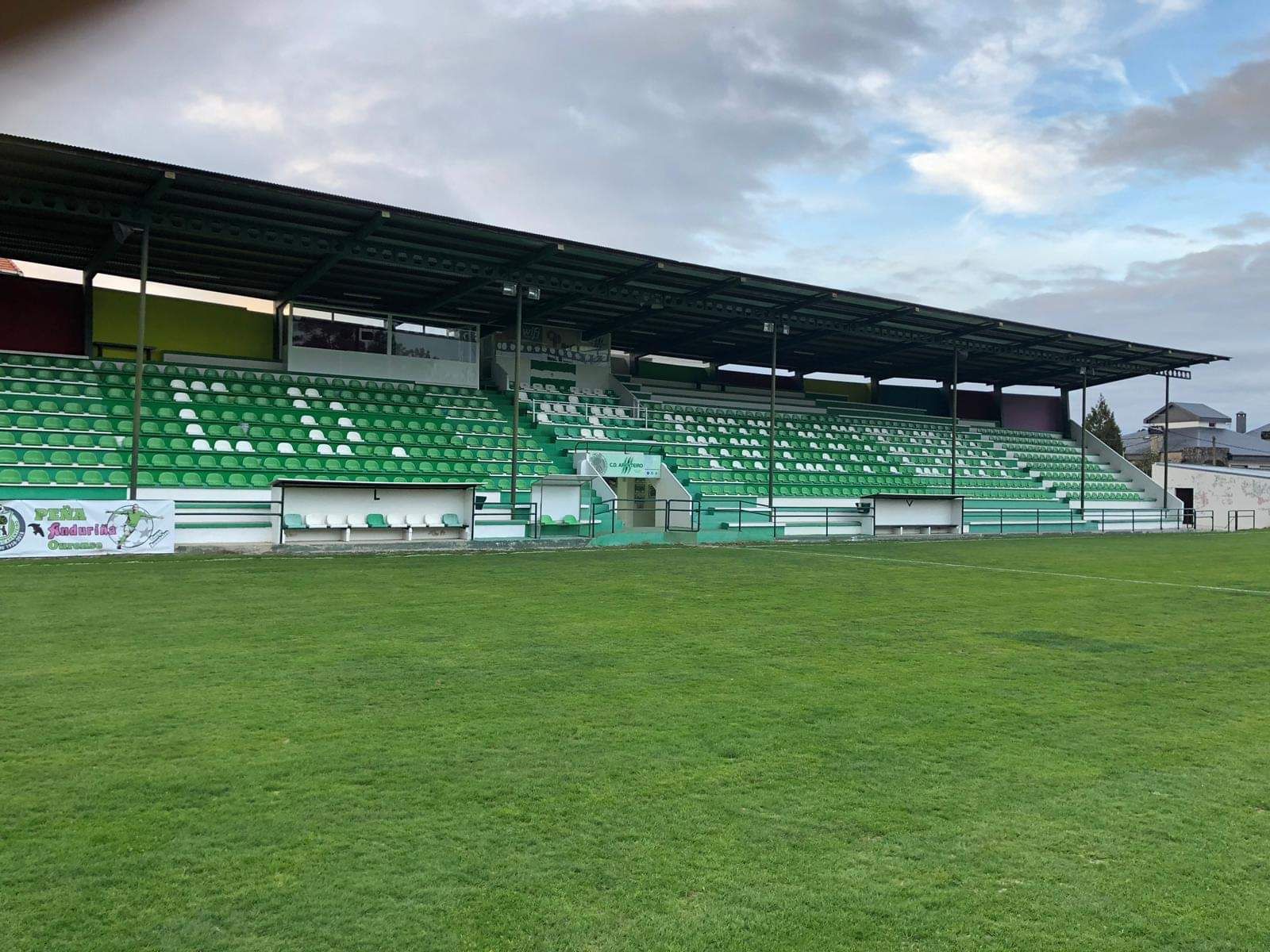  Estadio Municipal do Espiñedo, la casa del Arenteiro