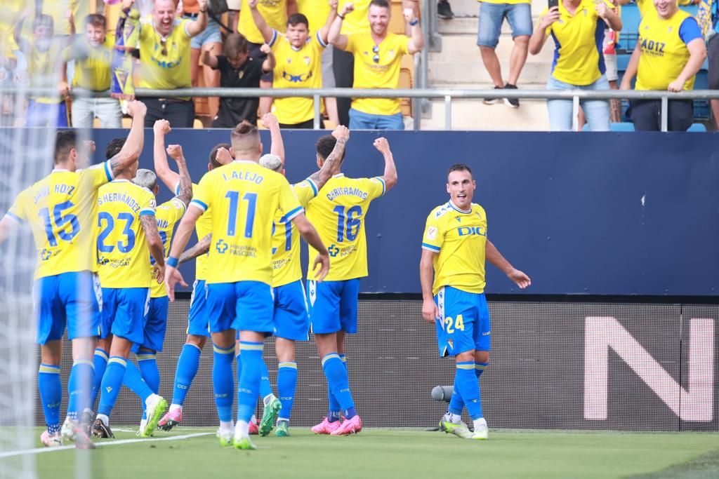Fede San Emeterio celebra su gol al Alavés (Foto: Cristo García).