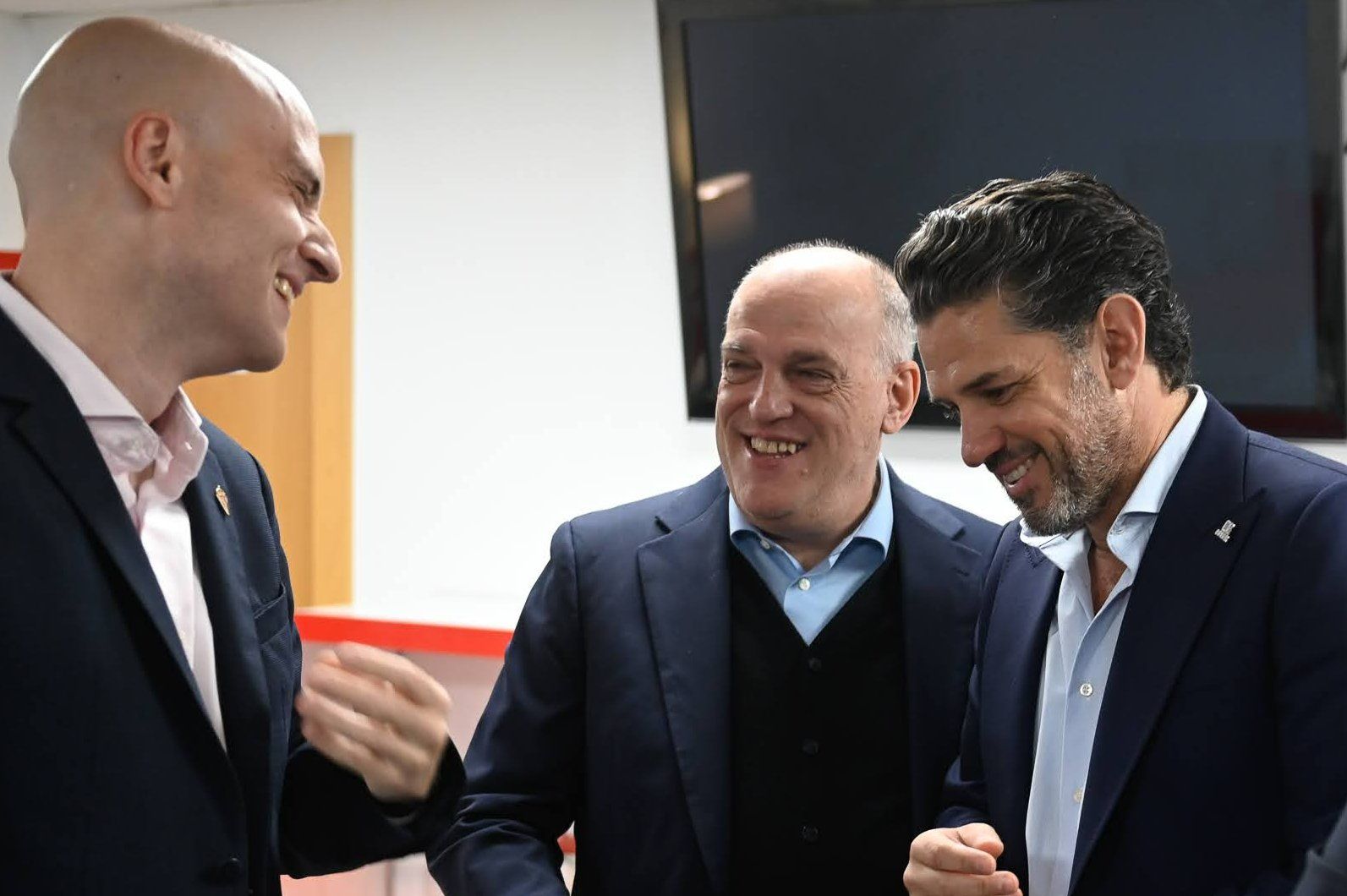  Javier Tebas con David Guerra y Alejandro Irarragorri.