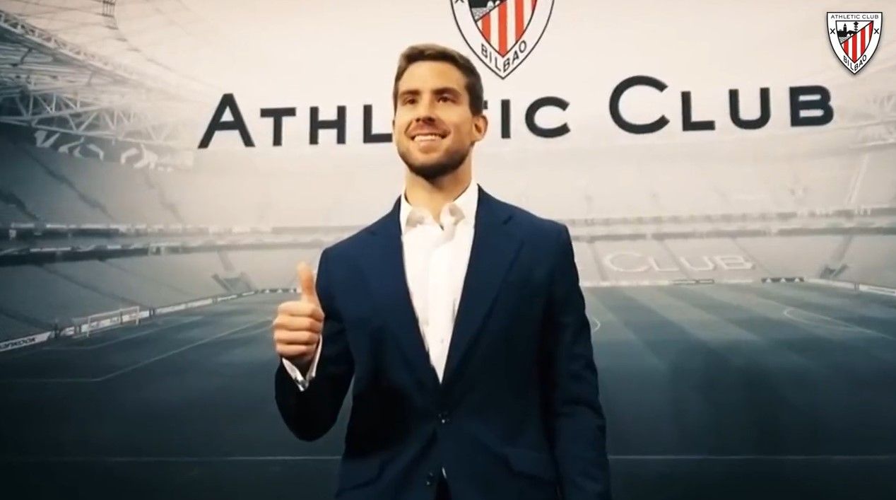  El central del FC Barcelona Iñigo Martínez en su etapa en el Athletic Club.