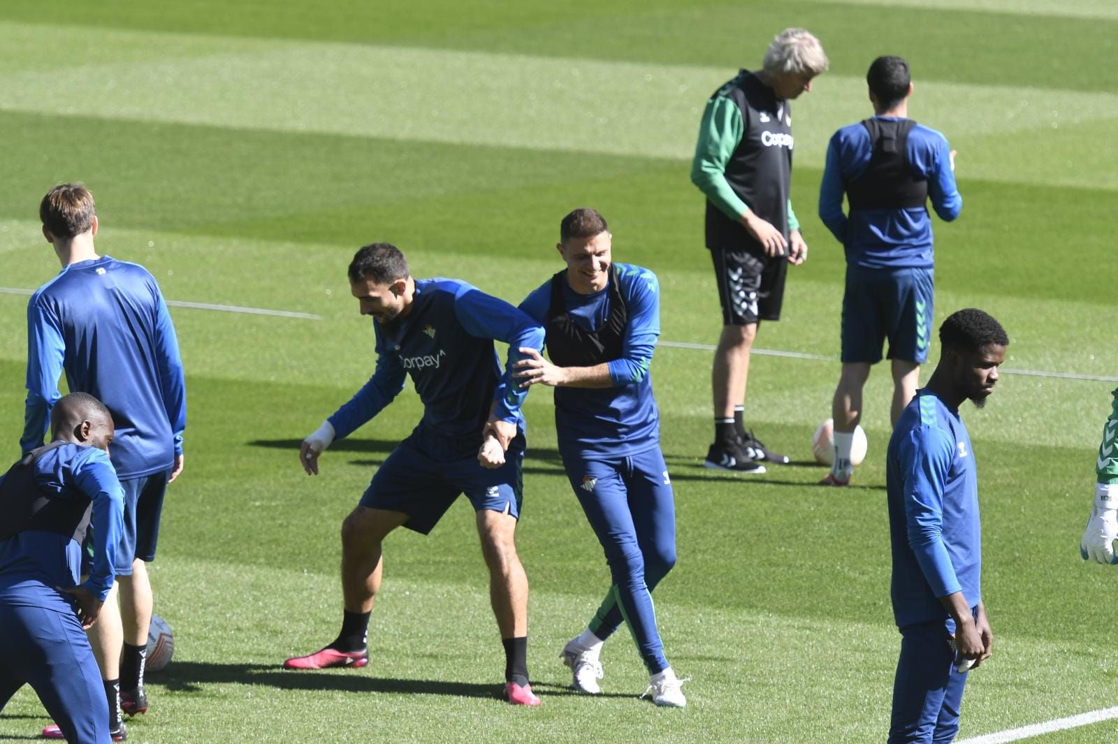  Joaquín y Borja en el entrenamiento del Betis (foto: Kiko Hurtado).