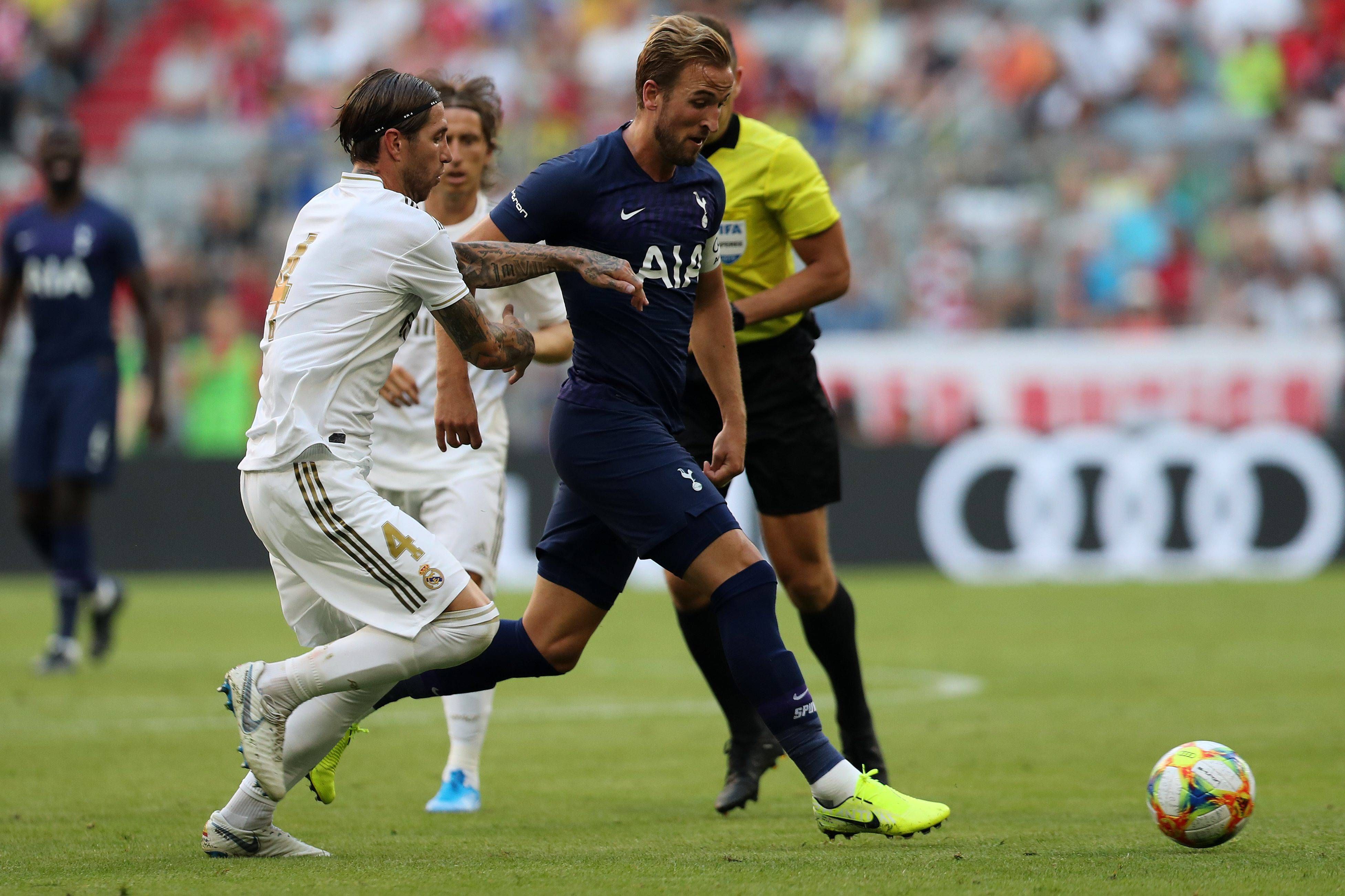  Harry Kane y Sergio Ramos, en un amistoso en 2019.
