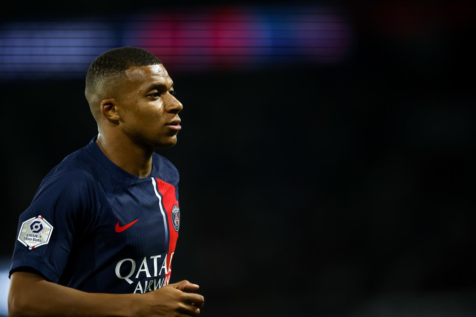  Kylian Mbappé, en un partido del PSG (FOTO: EFE).
