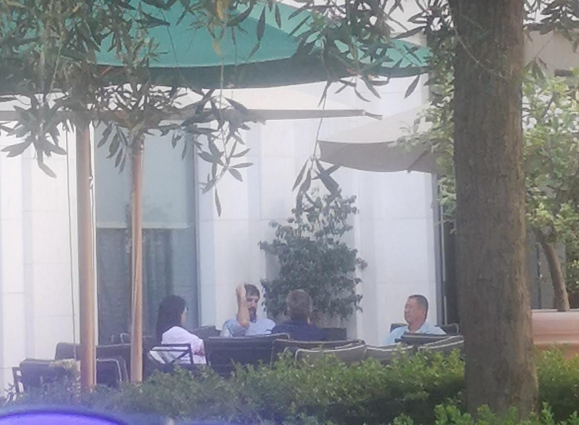  Layhoon reunida con Corona