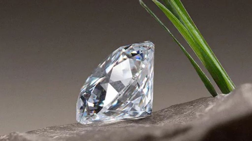  Los diamantes extraídos del césped del Camp Nou.